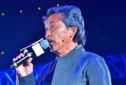 陈奕迅娱乐爆料的歌曲叫什么,揭秘新歌娱乐风暴背后的故事